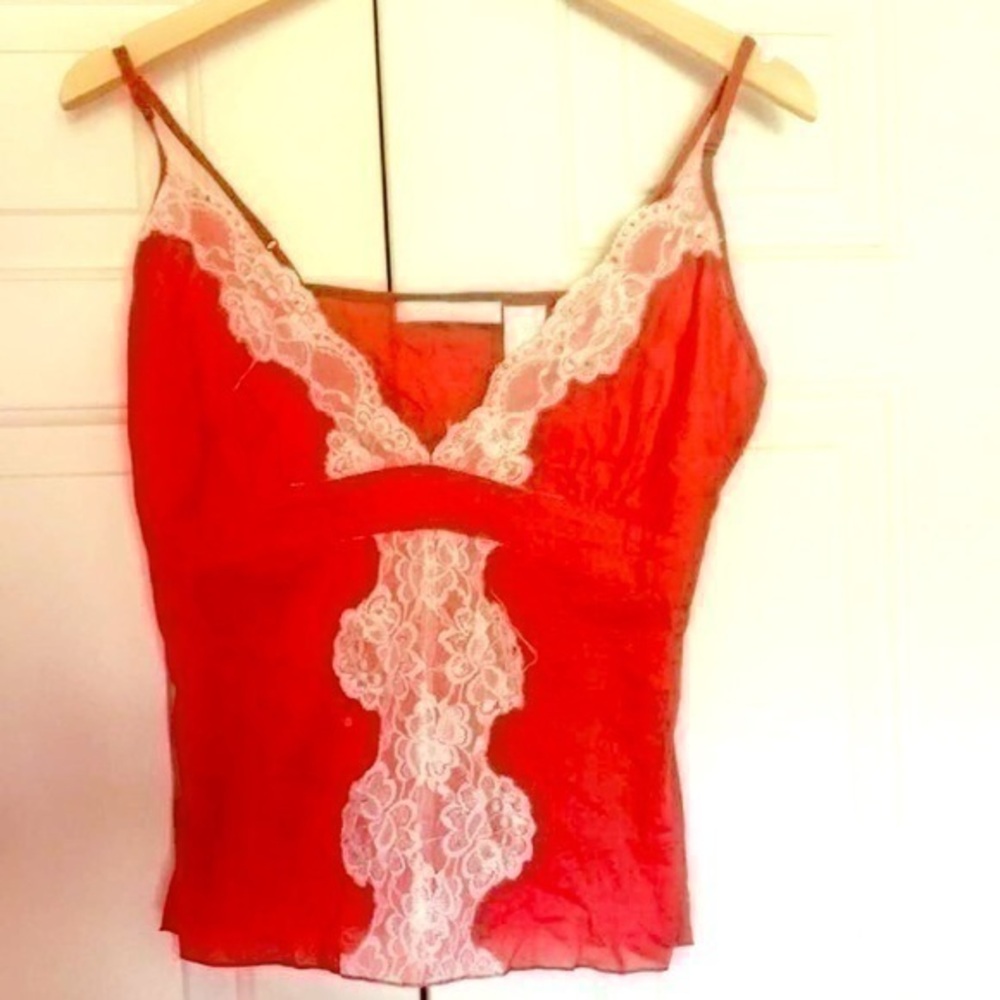 Lacey top